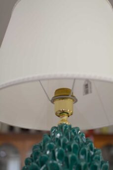 Lume da tavolo con paralume colore avorio
