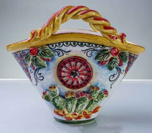 Coffa siciliana con applicazione