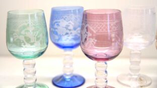 6 Bicchierini Colori Assortiti "Intagliati"