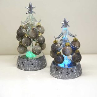 Albero Con Palline Color Argento e luci a led